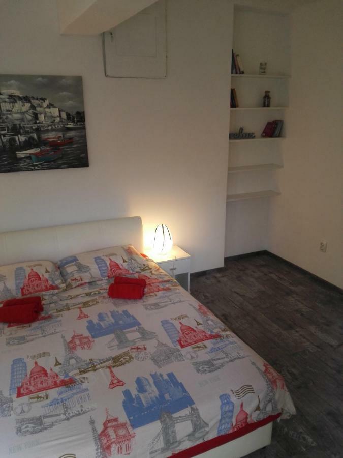 Apartment "M&M" Free Parking Solin Bagian luar foto